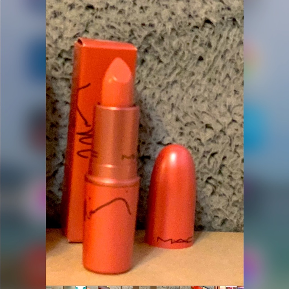 MAC Lipstick “The Pink Print”